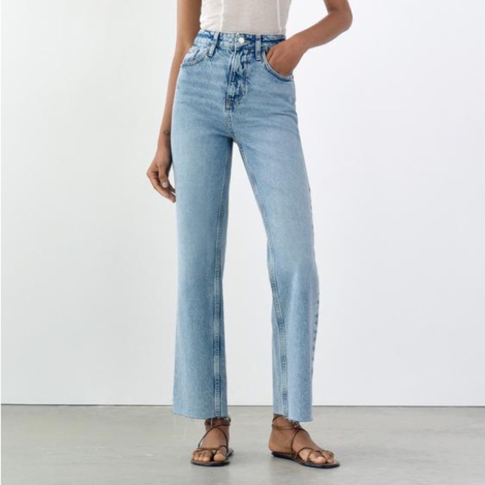 Zara jeans size 4 barley worn only selling because there to small for me